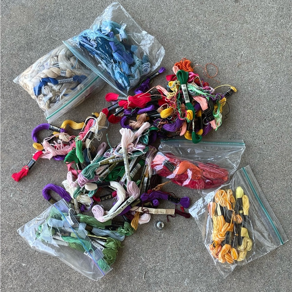 Colorful Embroidery Floss Set - many skeins